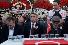 ŞEHİT BABASI METANETİNİ HİÇ KAYBETMEDİ