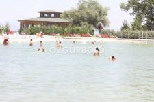 SICAKTAN BUNALAN HAVUZLARA KOŞUYOR