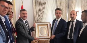 ÜLKÜCÜLER MAKAMDA...