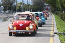 VOSVOS SEVERLERİN CUMHURİYET COŞKUSU