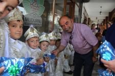 25 ÇOCUK SÜNNET OLDU