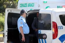 TIR'IN ALTINA YAŞAMINI YİTİRDİ