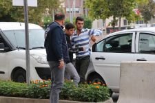 ADLİYEYE SIRITARAK GİRDİLER