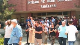 AKADEMİSYENLERİ ALKIŞLARLA UĞURLADILAR