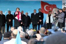 AKŞENER HÜKÜMETİ HEDEF ALDI
