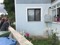 ARZU AYDIN DURMAK BİLMİYOR