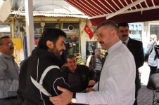 AYAK BASMADIK YER BIRAKMADI