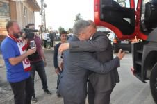 AYAK BASMADIK YER BIRAKMADI