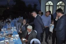 AYAK BASMADIK YER BIRAKMADI