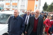 AZİZ YILDIRIM'A SEVGİ GÖSTERİSİ