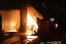 BAŞKAN FELAKETİN YAŞANDIĞI FABRİKADA