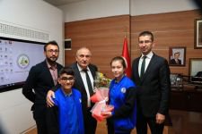 BAŞKAN YILMAZ KOLTUĞU DEVRETTİ