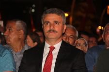 BİNLERCE KİŞİ KOL KOLA YÜRÜDÜ