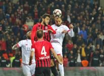 BOLUSPOR'DA KÖTÜ GİDİŞAT DURMUYOR