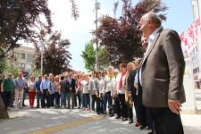 CHP'LİLER BAĞIŞTA BULUNDU