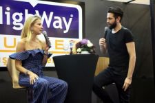 HİGHWAY'DE BURCU ESMERSOY RÜZGARI