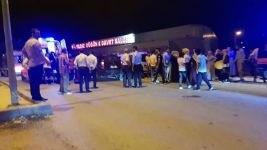 DÜĞÜNDE ORTALIK KARIŞTI, 8 YARALI