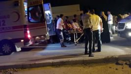 DÜĞÜNDE ORTALIK KARIŞTI, 8 YARALI