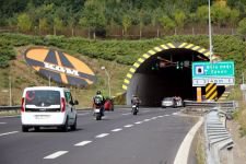 EVE DÖNÜŞ YOĞUNLUĞU SÜRÜYOR