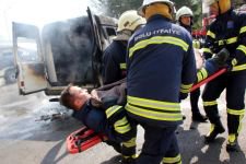 ARAÇLARI CAYIR CAYIR YAKTILAR