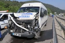 GEREDE YOLUNDA 10 KİŞİ YARALANDI