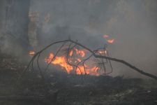 GÖYNÜK YİNE ALEVLER İÇİNDE