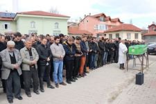 GÖZYAŞLARI İÇİNDE SON YOLCULUĞUNA UĞURLANDI