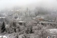 GÜNE BEMBEYAZ UYANDIK