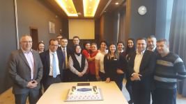 HİLTON'DA BİRİNCİ YIL COŞKUSU