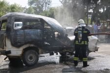 İTFAİYE EKİPLERİ GECE GÜNDÜZ ÇALIŞIYOR