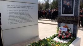 İZZET BABA MEZARINDA ANILDI