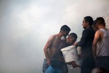 KOVALARLA SÖNDÜRMEYE ÇALIŞTILAR