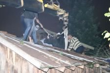 MANDA ÇATIYA ÇIKTI, EKİPLER SEFERBER OLDU