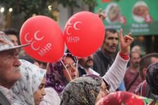 MHP CADDEDE ZAFER EĞLENCESİ YAPTI