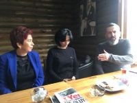 MİNİK ÖĞRENCİLERDEN GAZETECİLERE ZİYARET