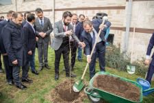 NARVEN YENİ YAŞINI KUTLADI