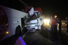 TEM OTOYOLU'NDA FECİ KAZA