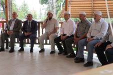 PROTOKOL ŞEHİTLİKTE