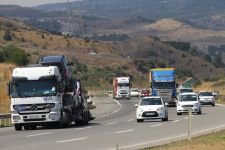 TATİLCİLER YOĞUNLUK YARATIYOR