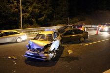 TEM'DE ZİNCİRLEME KAZA