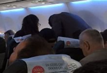 UÇAKTA KISA SÜRELİ PANİK YAŞANDI