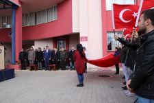 ÜNİVERSİTELİLERDEN DESTEK