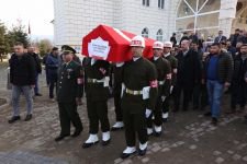 UZMAN ÇAVUŞ SON YOLCULUĞUNA UĞURLANDI