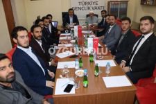 VALİ, TÜGVALI GENÇLERLE BULUŞTU