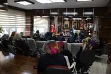 YENİÇAĞALI KADINLARDAN BAŞKAN’A ZİYARET