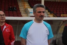 YEŞİL SAHALARDA BİR ARAYA GELDİLER