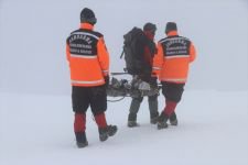 2 METRE KARDA BÖYLE KURTARILDILAR