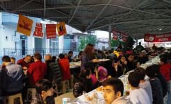 ASLANLAR İFTARDA BULUŞTU