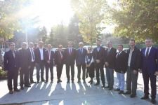 ATATÜRK ANITI'NA ÇELENK SUNULDU