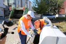 BAŞKAN ÖZCAN KOLLARI SIVADI...